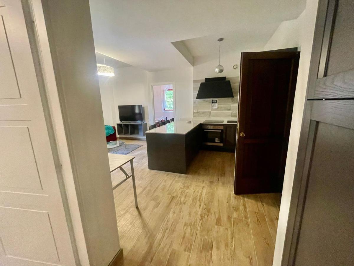 Apartamento La Tana Del Capriolo Prati di Tivo Exterior foto
